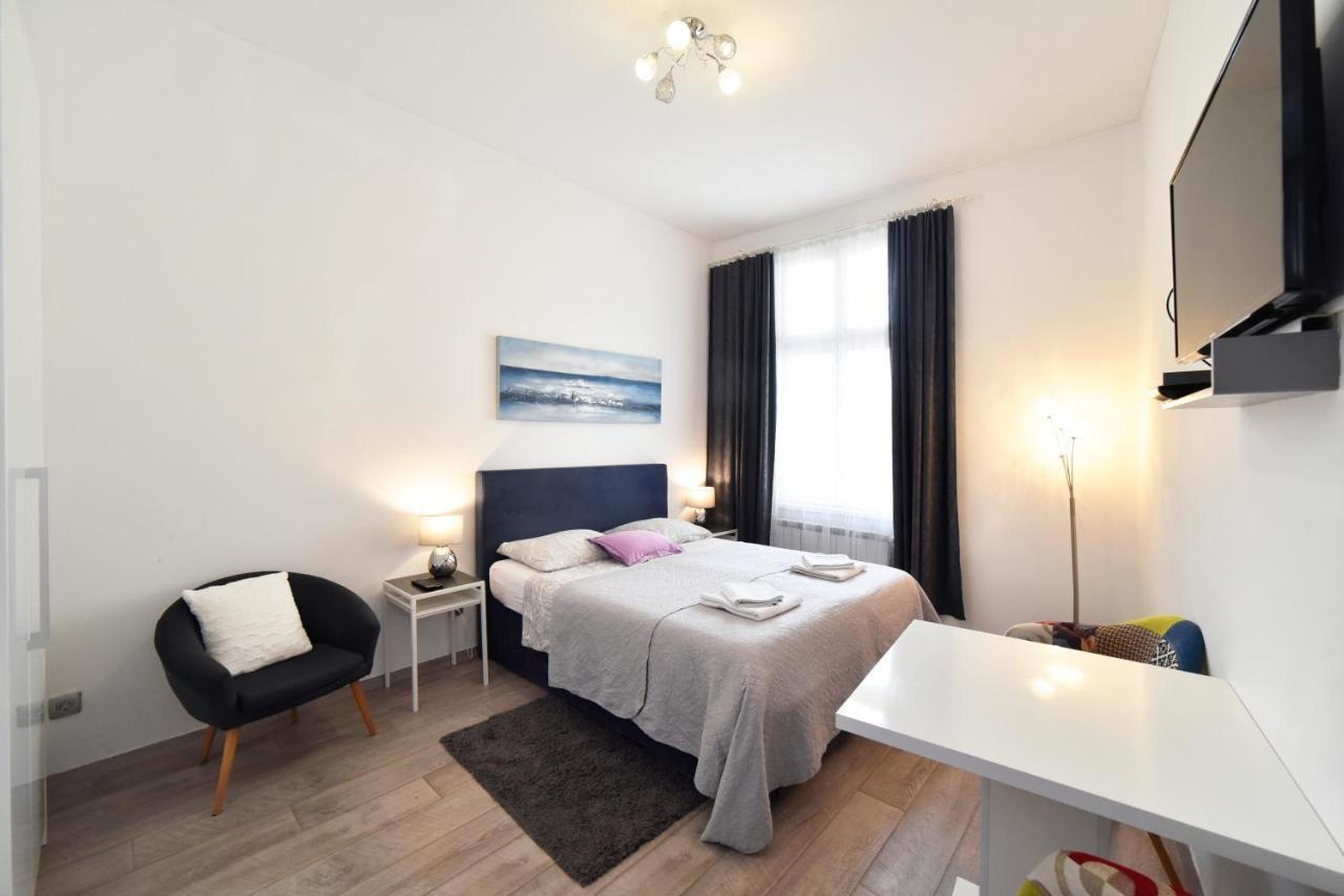 Deluxe Apartments Ria Zagreb Buitenkant foto