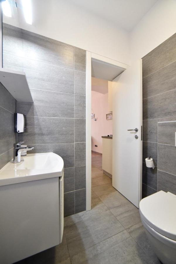 Deluxe Apartments Ria Zagreb Buitenkant foto