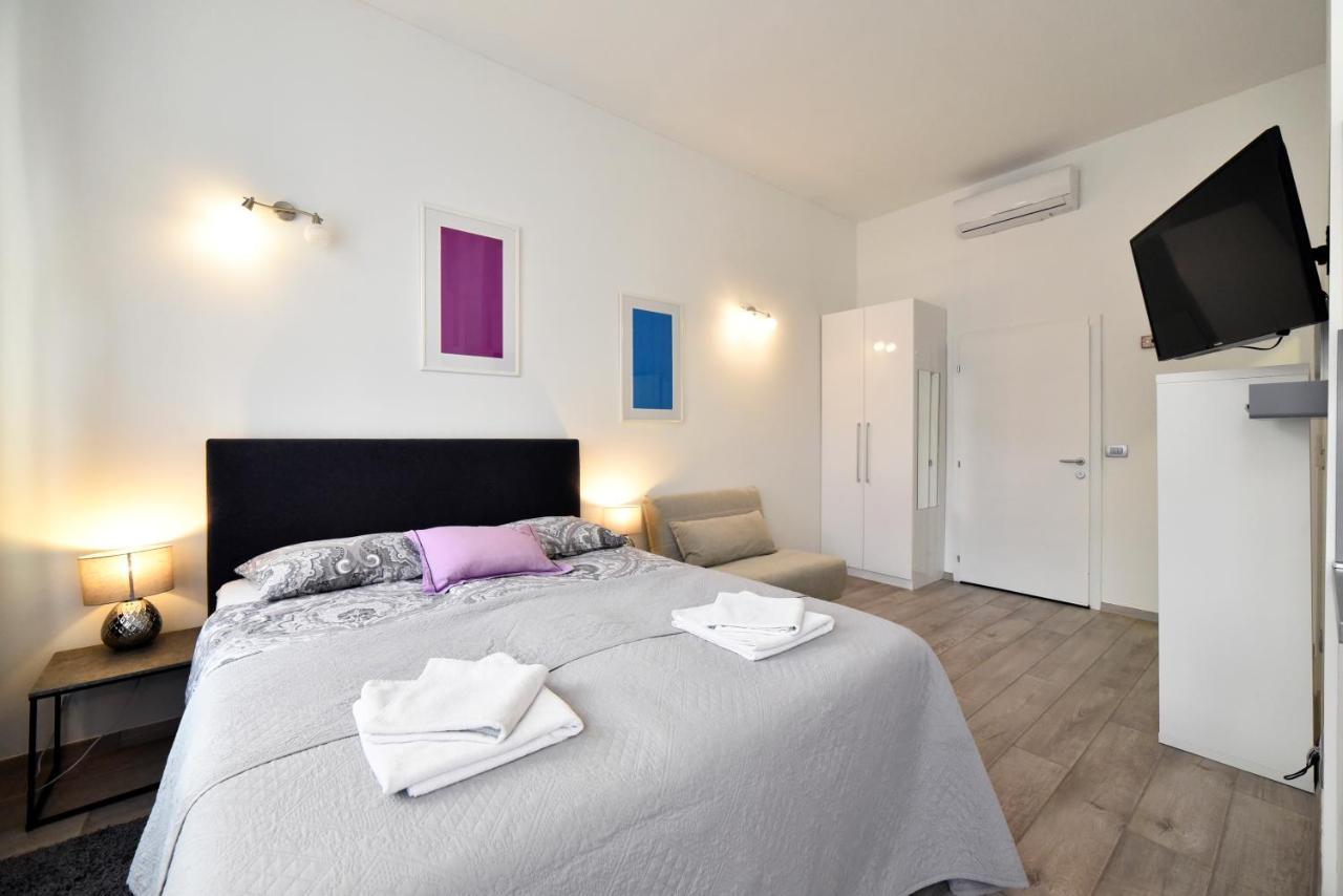 Deluxe Apartments Ria Zagreb Buitenkant foto