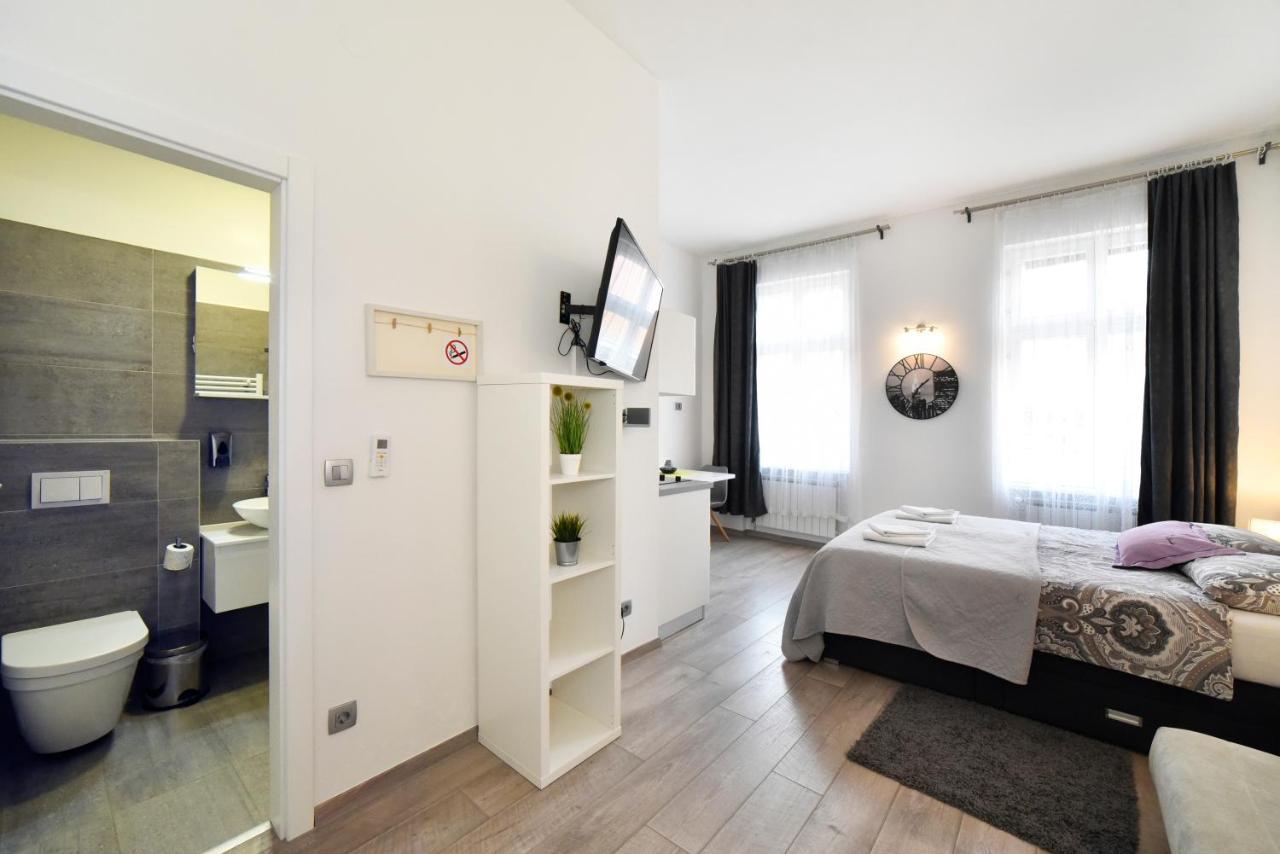 Deluxe Apartments Ria Zagreb Buitenkant foto